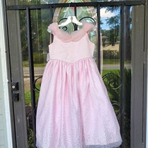 Lovely Little Girls Pink Party Special Occasion Dress Size 4